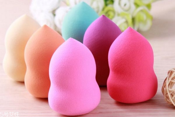 美妝蛋一定要吸水用嗎 美妝蛋的功能作用 美妝蛋一定要吸水用嗎 美妝蛋的功能作用