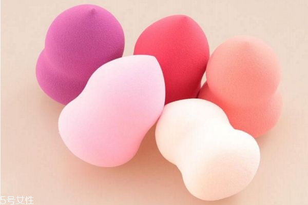 美妝蛋一定要吸水用嗎 美妝蛋的功能作用 美妝蛋一定要吸水用嗎 美妝蛋的功能作用