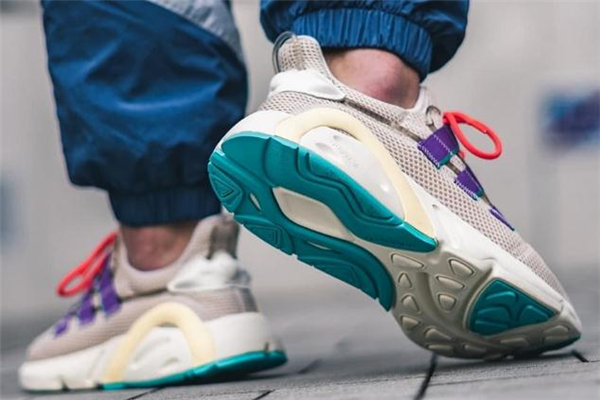 adidas lxcon測(cè)評(píng) 機(jī)能跑鞋中的王者