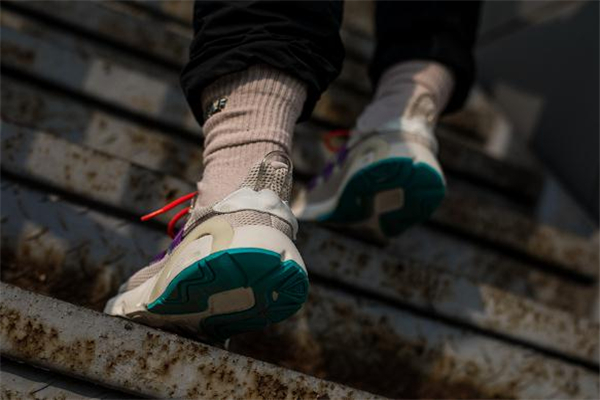 adidas lxcon測(cè)評(píng) 機(jī)能跑鞋中的王者