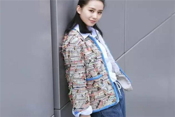 小香風是什么意思 小香風穿搭風格特點 小香風是什么意思 小香風穿搭風格特點