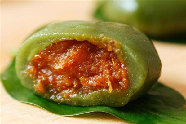 青團(tuán)里面有色素嗎 屬于健康食品 青團(tuán)里面有色素嗎 屬于健康食品