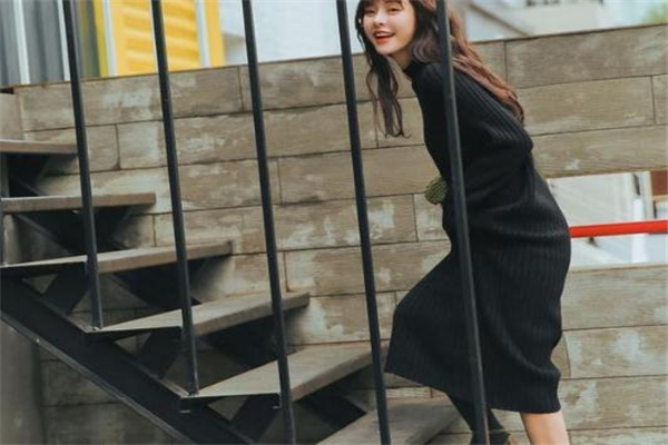 毛衣裙什么顏色好看 今年流行這幾款 毛衣裙什么顏色好看 今年流行這幾款