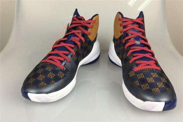 籃球鞋碳板真假鑒定 學(xué)會區(qū)分真假碳板 籃球鞋碳板真假鑒定 學(xué)會區(qū)分真假碳板