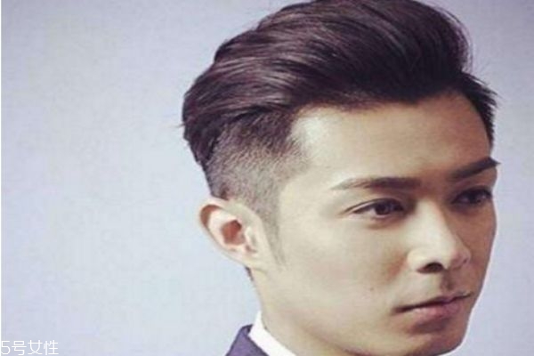 男生臉大適合什么發(fā)型 頭大臉大男生發(fā)型圖片 男生臉大適合什么發(fā)型 頭大臉大男生發(fā)型圖片