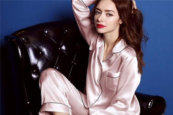 真絲睡衣起球正常嗎 看起球嚴重程度 真絲睡衣起球正常嗎 看起球嚴重程度