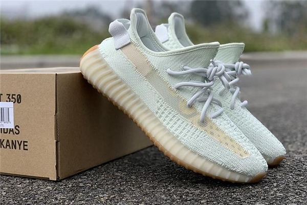 yeezy 350 v2 hyperspace測評 上腳效果驚人 yeezy 350 v2 hyperspace測評 上腳效果驚人