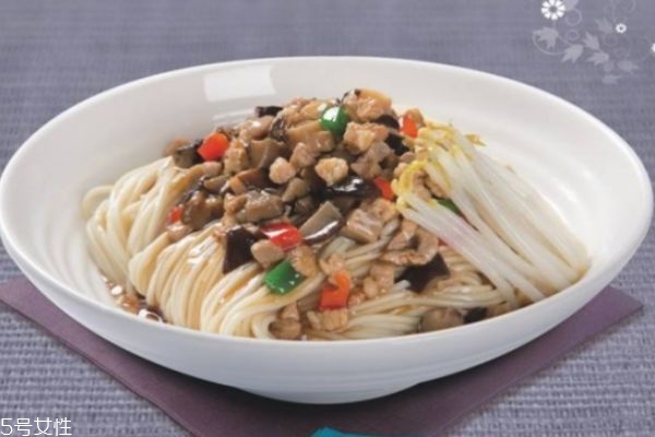 哪些食物吃了幫助減肥 減肥小竅門(mén)