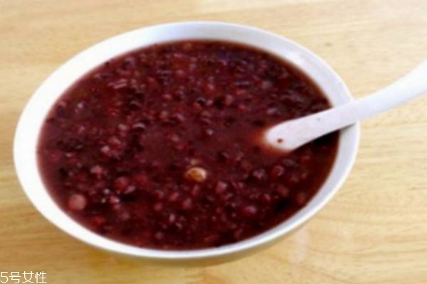 吃黑米粥會長胖嗎 黑米粥的搭配 吃黑米粥會長胖嗎 黑米粥的搭配