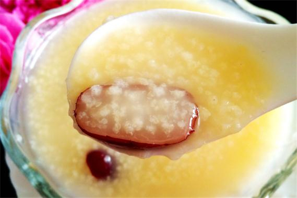 紅棗小米粥會(huì)上火嗎 正常范圍食用 紅棗小米粥會(huì)上火嗎 正常范圍食用