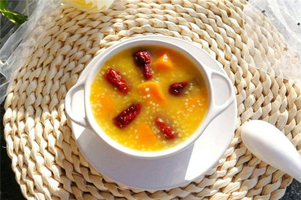 紅棗小米粥會(huì)上火嗎 正常范圍食用 紅棗小米粥會(huì)上火嗎 正常范圍食用