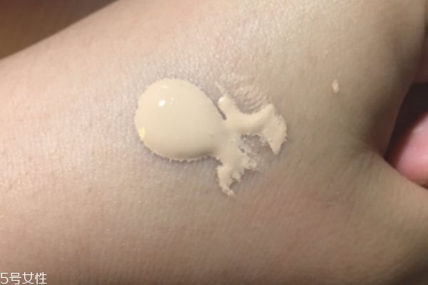 蘭蔻菁純粉底液真假 三步教你辨別真假 蘭蔻菁純粉底液真假 三步教你辨別真假