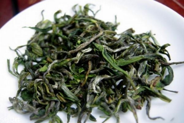 徑山茶和龍井茶哪個好 徑山茶有多少等級 徑山茶和龍井茶哪個好 徑山茶有多少等級