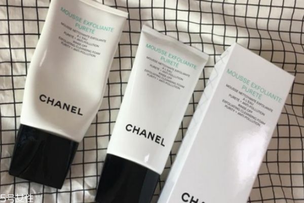 chanel洗面奶三款區(qū)別 香奈兒洗面奶真假鑒別 chanel洗面奶三款區(qū)別 香奈兒洗面奶真假鑒別