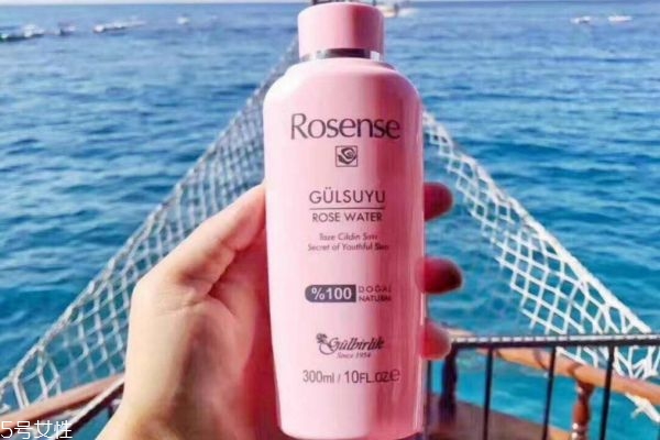 土耳其玫瑰水怎么使用 土耳其玫瑰水使用方法 土耳其玫瑰水怎么使用 土耳其玫瑰水使用方法
