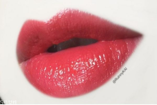 秋季顯氣色的口紅有哪些 絲絨啞光質地口紅推薦 秋季顯氣色的口紅有哪些 絲絨啞光質地口紅推薦