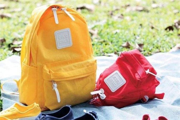 cilocala是什么牌子 超實(shí)用雙肩包 cilocala是什么牌子 超實(shí)用雙肩包