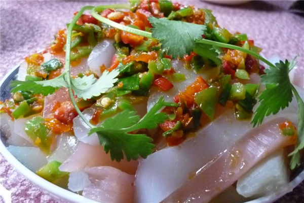 涼粉怎么做才會勁道 和添加劑有關(guān)