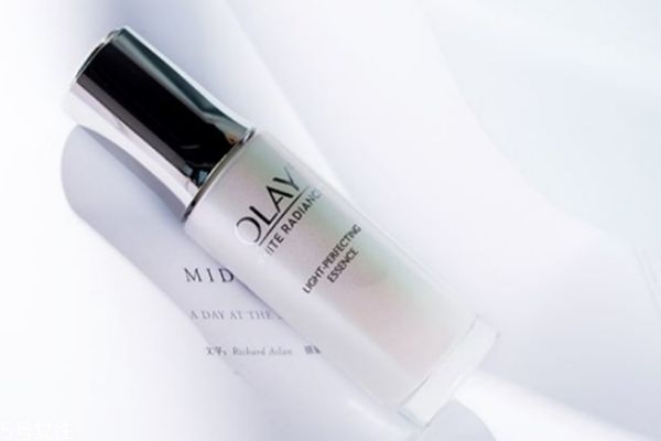 煙酰胺精華液功效 煙酰胺對(duì)皮膚的副作用 煙酰胺精華液功效 煙酰胺對(duì)皮膚的副作用