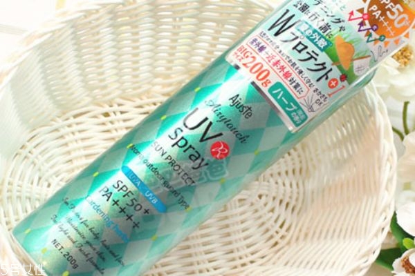 ajuste和高絲防曬噴霧 哪個(gè)才是性價(jià)比之王 ajuste和高絲防曬噴霧 哪個(gè)才是性價(jià)比之王