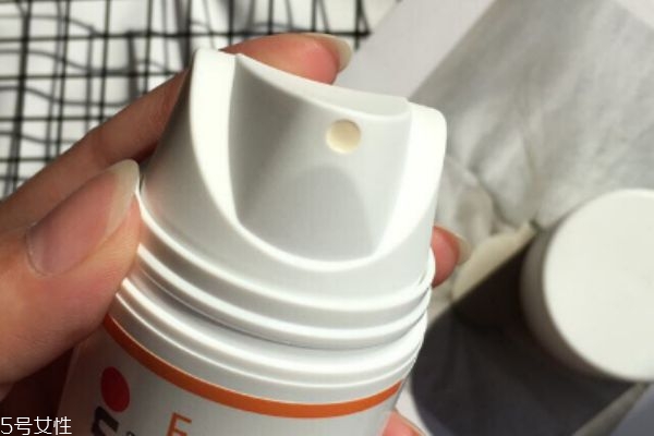 優(yōu)佳防曬保質(zhì)期 長達(dá)24個(gè)月 優(yōu)佳防曬保質(zhì)期 長達(dá)24個(gè)月