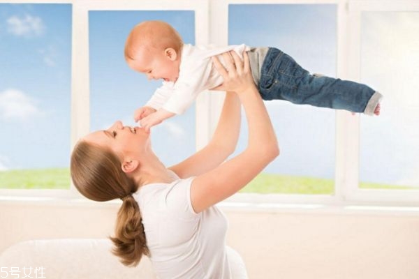 產(chǎn)后減肥的最佳時(shí)機(jī)與方式 產(chǎn)后減肥的最佳時(shí)機(jī)與方式