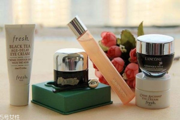 長(zhǎng)脂肪粒用什么眼霜好 如何選擇眼霜 長(zhǎng)脂肪粒用什么眼霜好 如何選擇眼霜