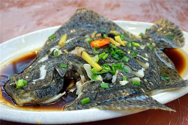 多寶魚是比目魚嗎 屬于其中一種 多寶魚是比目魚嗎 屬于其中一種