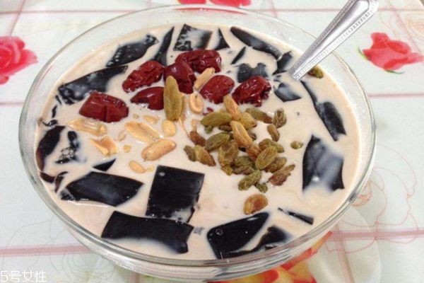 燒仙草可以降火嗎 燒仙草過夜了還能吃嗎