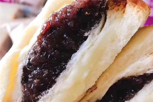 紫米面包哪個(gè)牌子好吃 網(wǎng)紅品牌大對(duì)比 紫米面包哪個(gè)牌子好吃 網(wǎng)紅品牌大對(duì)比