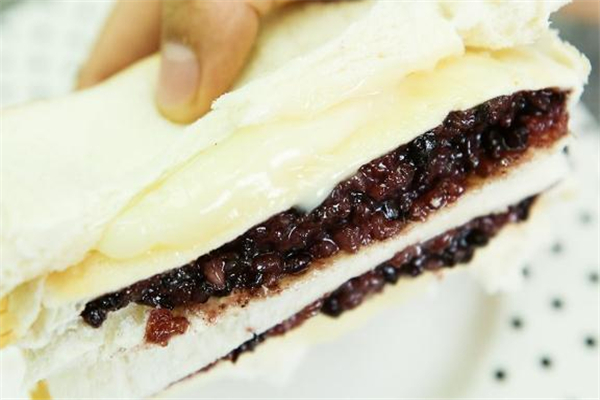 紫米面包哪個(gè)牌子好吃 網(wǎng)紅品牌大對(duì)比 紫米面包哪個(gè)牌子好吃 網(wǎng)紅品牌大對(duì)比