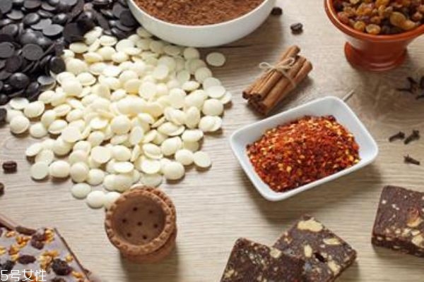 阿膠糕是發(fā)物嗎 阿膠糕什么時(shí)候吃好 阿膠糕是發(fā)物嗎 阿膠糕什么時(shí)候吃好