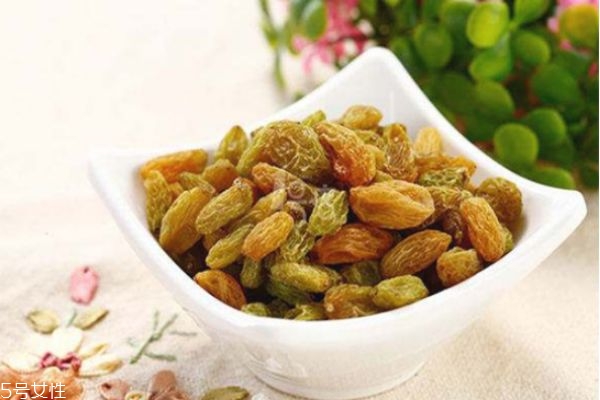 葡萄干吃多了會上火嗎 葡萄干吃多了有危害 葡萄干吃多了會上火嗎 葡萄干吃多了有危害