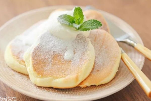 網(wǎng)紅舒芙蕾的做法 手把手教你如何制作 網(wǎng)紅舒芙蕾的做法 手把手教你如何制作