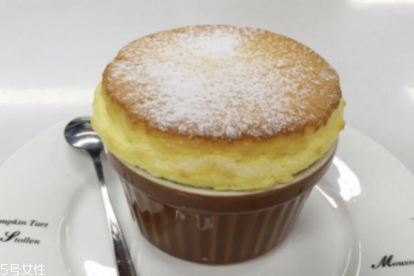 網(wǎng)紅舒芙蕾的做法 手把手教你如何制作 網(wǎng)紅舒芙蕾的做法 手把手教你如何制作