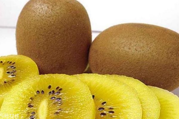 獼猴桃是黃心的好還是綠心的好 甜度和營養(yǎng)價(jià)值 獼猴桃是黃心的好還是綠心的好 甜度和營養(yǎng)價(jià)值
