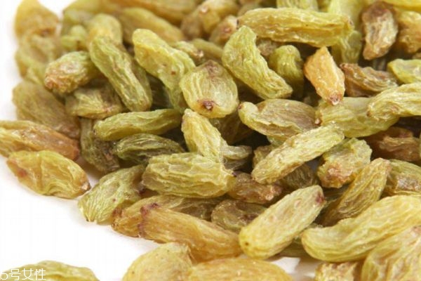 葡萄干功效 葡萄干泡醋的功效 葡萄干功效 葡萄干泡醋的功效