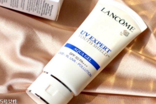 蘭蔻小白管屬于哪種防曬 物理化學(xué)相結(jié)合 蘭蔻小白管屬于哪種防曬 物理化學(xué)相結(jié)合