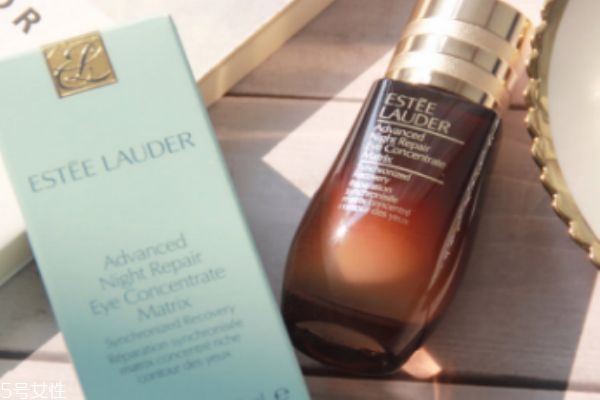 雅詩蘭黛護眼精華好用嗎 雅詩蘭黛密集修護護眼精華測評 雅詩蘭黛護眼精華好用嗎 雅詩蘭黛密集修護護眼精華測評