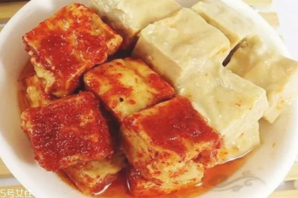 腐乳吃多了有什么危害 吃腐乳的好處和壞處 腐乳吃多了有什么危害 吃腐乳的好處和壞處