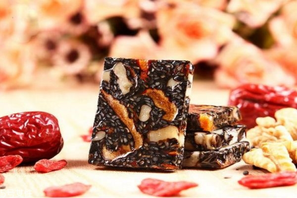 阿膠什么時(shí)候吃最好 吃阿膠的好處 阿膠什么時(shí)候吃最好 吃阿膠的好處