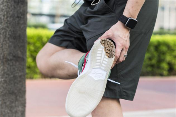 耐克dunk sb遛狗配色開箱測(cè)評(píng) 實(shí)物細(xì)節(jié)盡覽