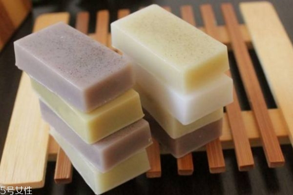 長期用手工皂洗臉好嗎 手工皂能存放多久 長期用手工皂洗臉好嗎 手工皂能存放多久