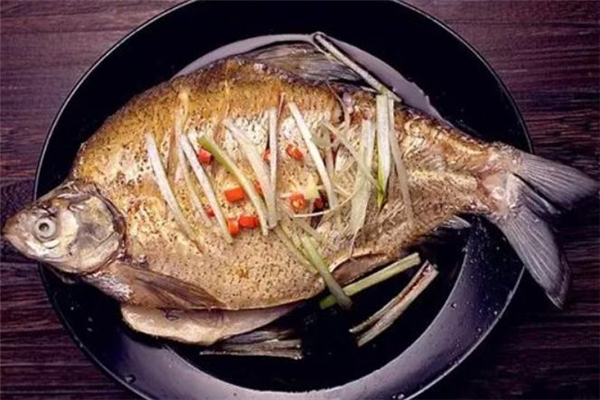 鳊魚是什么魚呢 鳊魚有什么營養(yǎng)價值呢
