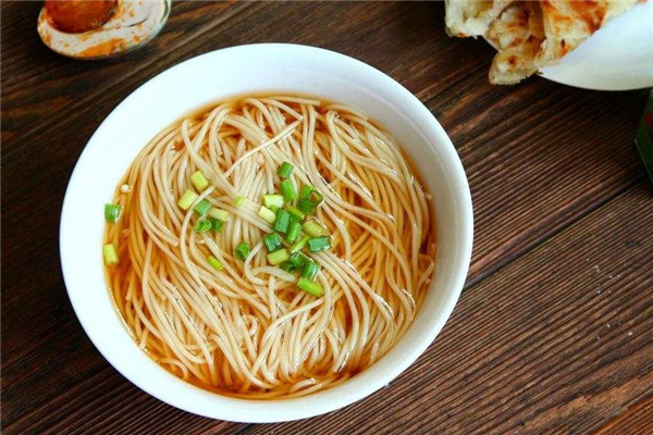 早餐吃面條有營(yíng)養(yǎng)嗎 早餐營(yíng)養(yǎng)要均衡 早餐吃面條有營(yíng)養(yǎng)嗎 早餐營(yíng)養(yǎng)要均衡