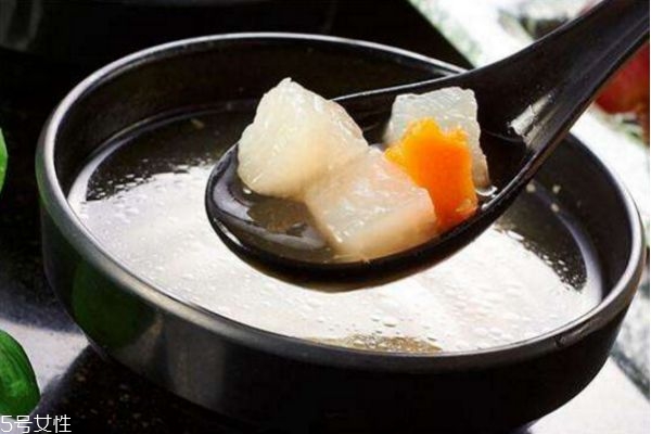 經(jīng)常喝湯對(duì)皮膚好嗎 經(jīng)常喝湯有什么好處 經(jīng)常喝湯對(duì)皮膚好嗎 經(jīng)常喝湯有什么好處