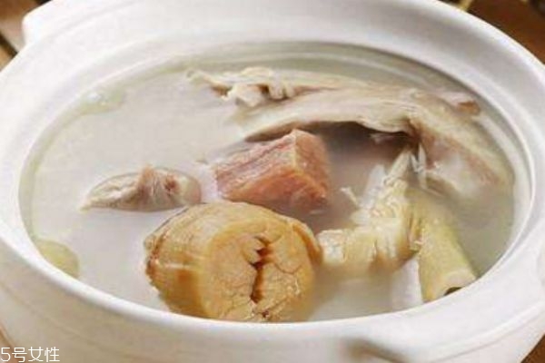 夏天喝什么最好 夏天喝什么湯滋補 夏天喝什么最好 夏天喝什么湯滋補