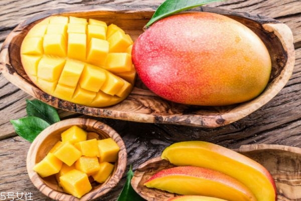 芒果什么季節(jié)吃最好 吃對(duì)時(shí)間更有效