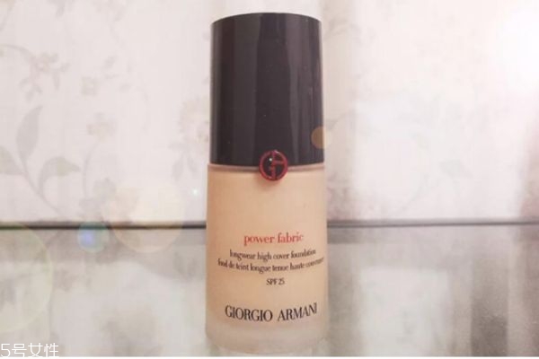 阿瑪尼粉底液大師和權(quán)利的區(qū)別 阿瑪尼大師還是權(quán)力 阿瑪尼粉底液大師和權(quán)利的區(qū)別 阿瑪尼大師還是權(quán)力