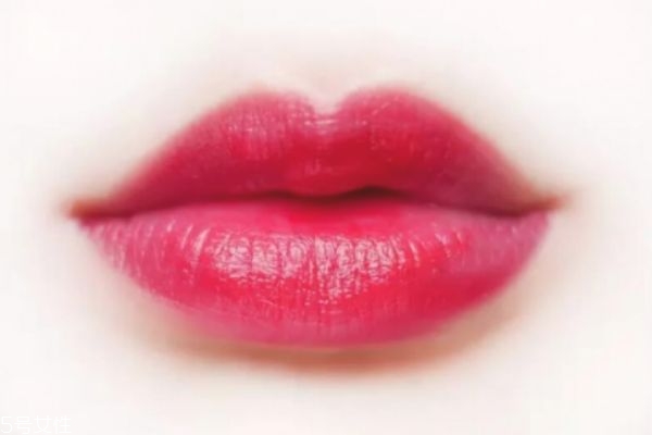 阿瑪尼口紅是法國(guó)的嗎 阿瑪尼是什么檔次 阿瑪尼口紅是法國(guó)的嗎 阿瑪尼是什么檔次